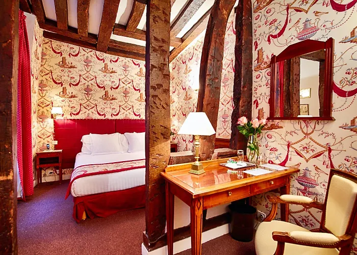Relais Hotel Du Vieux Paris